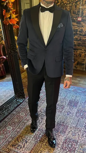 Simon's Black tie Navy Tux Look