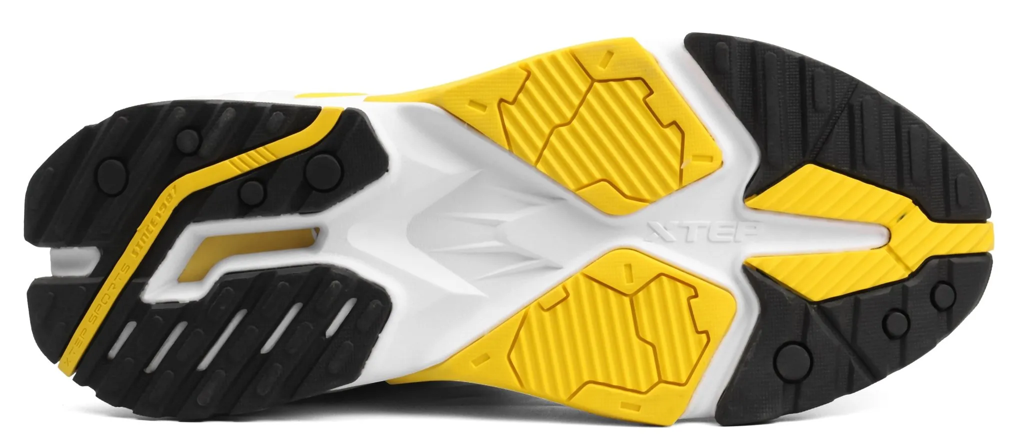 XTEP Mecha Series Low-Top Daddy Shoes